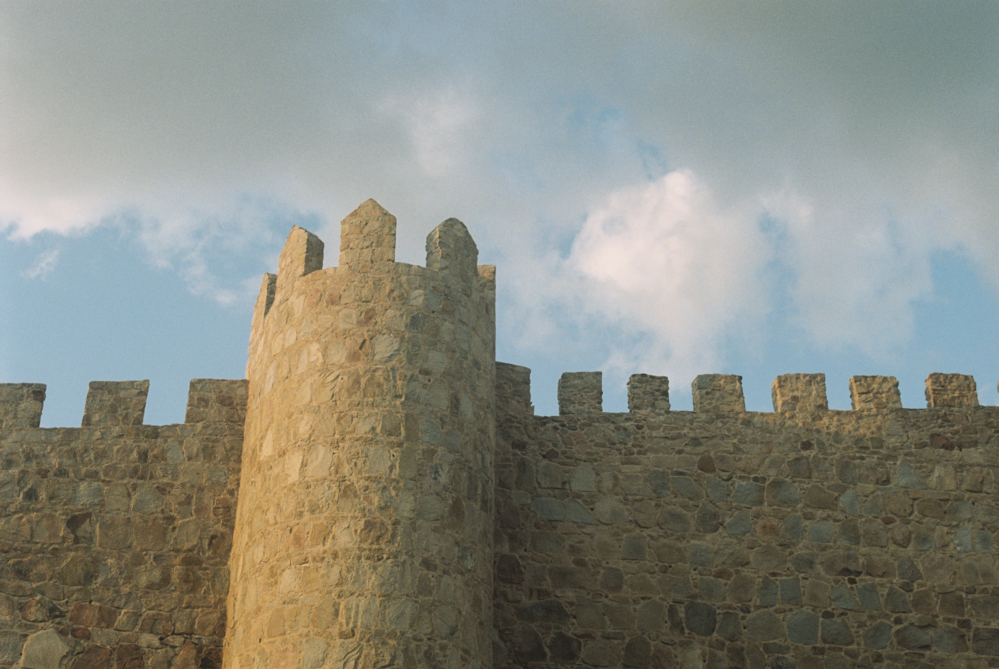 R1-05745-028A_E4.jpg